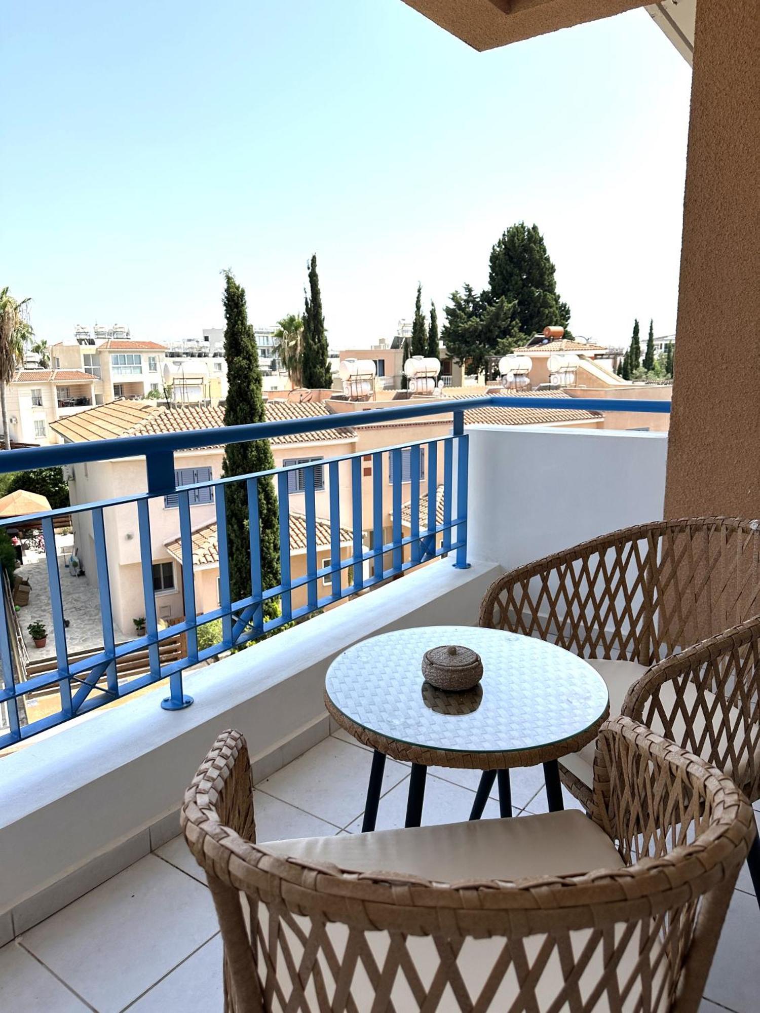 H&o Golden Sun Pafos